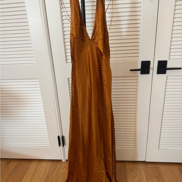 NEW Reformation Daniela Silk Maxi Deep V Dress - Copper - Picture 9 of 9